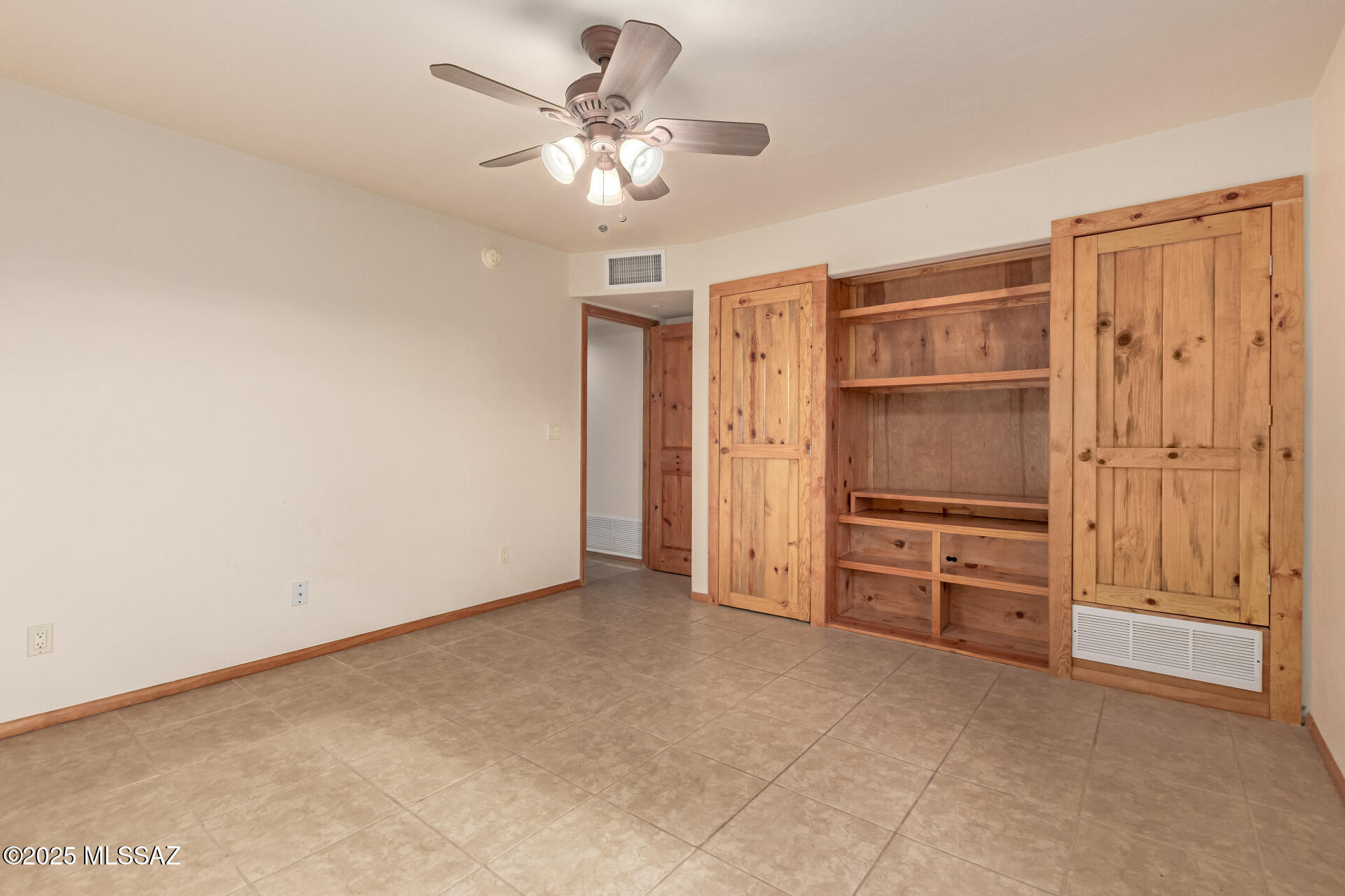 5100 East Golder Ranch Drive Tucson, AZ 85739 - Photo 32 of 47 Bedroom 3