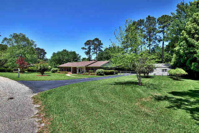 605 Hancock Road Fairhope, AL 36532 - Photo 4 of 38
