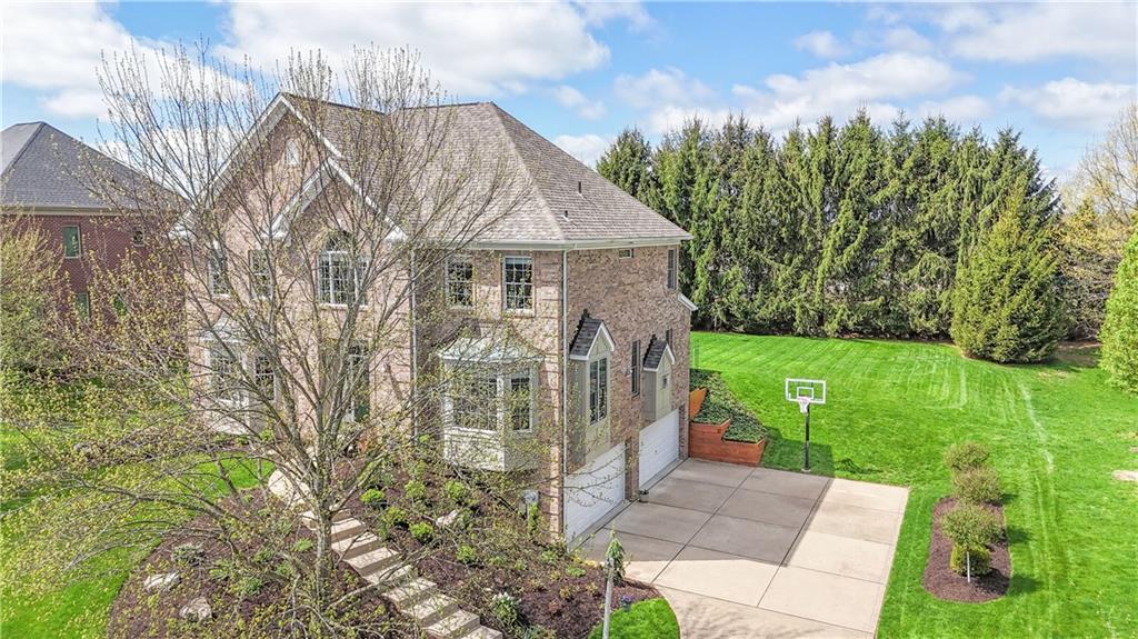 2019 Condor Lane Gibsonia, PA 15044 - Photo 2 of 39 a view of a back yard of the house