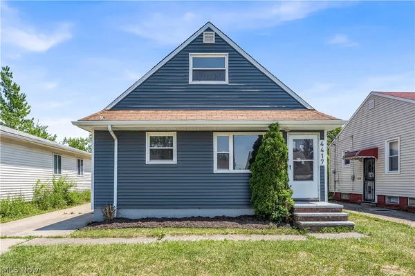 $1,700 | 4417 East 156th Street, Cleveland, OH 44128