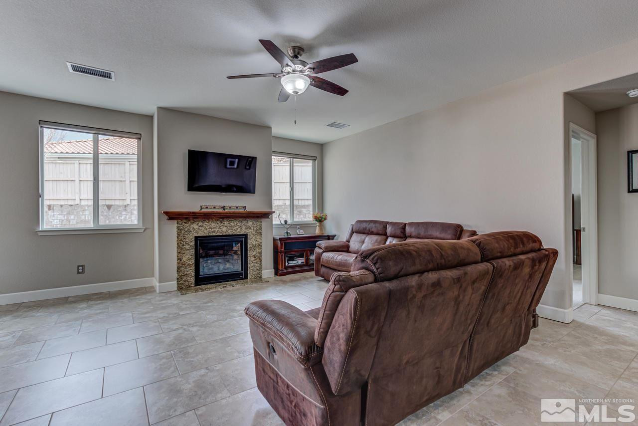 2230 Walnut Ridge Court Reno, NV 89521 - Photo 6 of 25 Photo 6