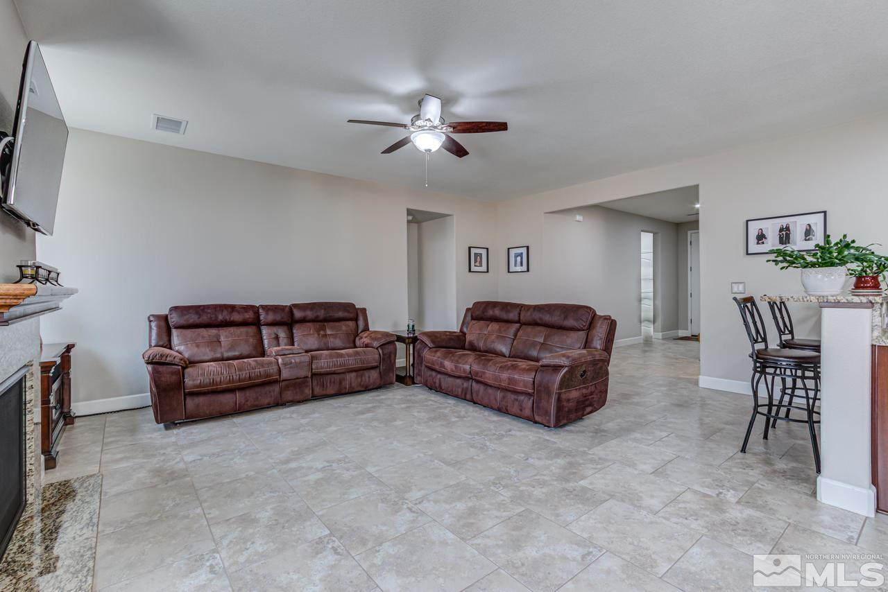 2230 Walnut Ridge Court Reno, NV 89521 - Photo 7 of 25 Photo 7