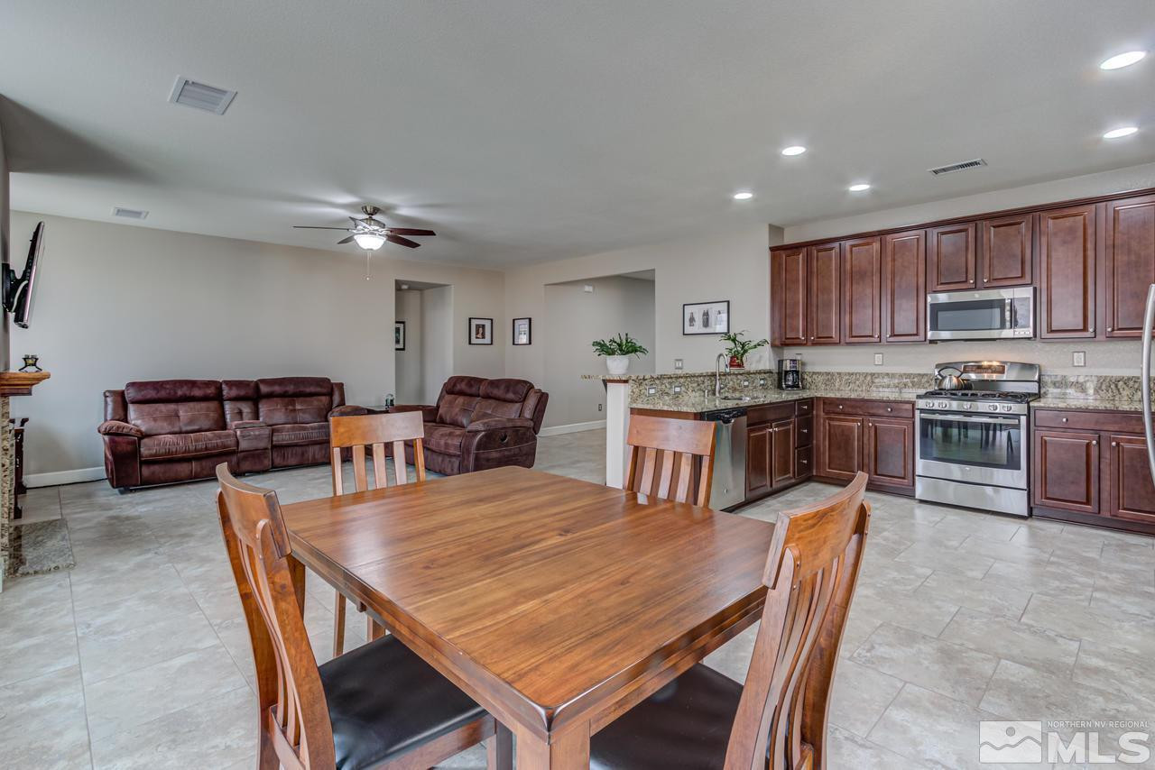 2230 Walnut Ridge Court Reno, NV 89521 - Photo 9 of 25 Photo 9