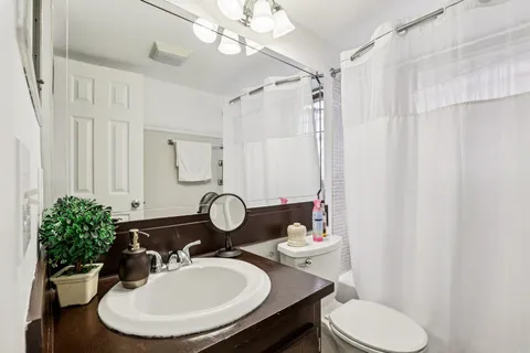 $139,900 | 104 Oakridge H, Unit H, Deerfield Beach, FL 33442