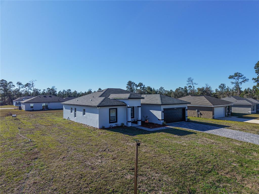 16582 Southwest 30th Ter Road Ocala, FL 34473 - Photo 4 of 25 Gallery Image 4