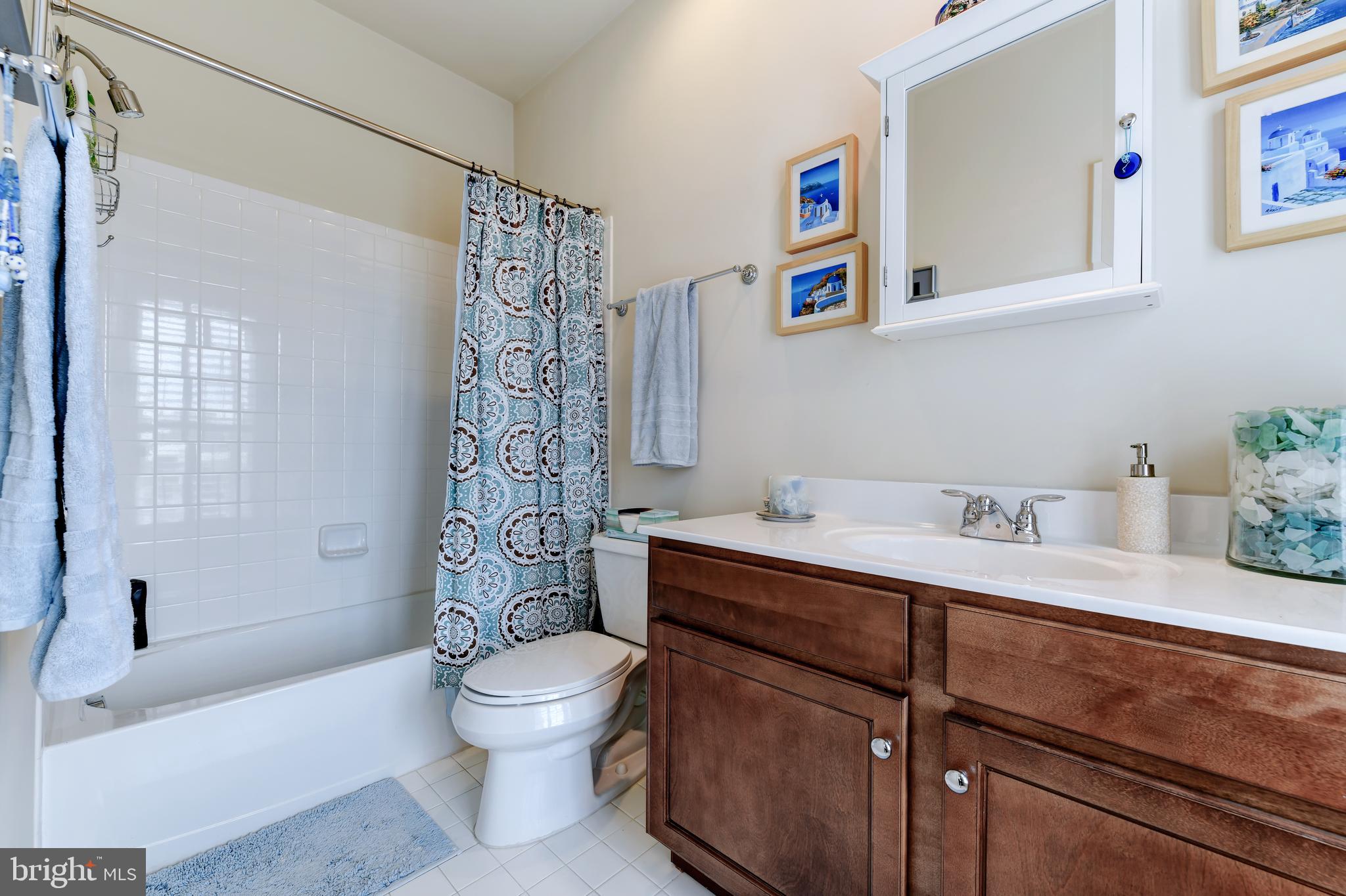 800 3rd Street Southeast Washington, DC 20003 - Photo 26 of 38 2nd en-suite