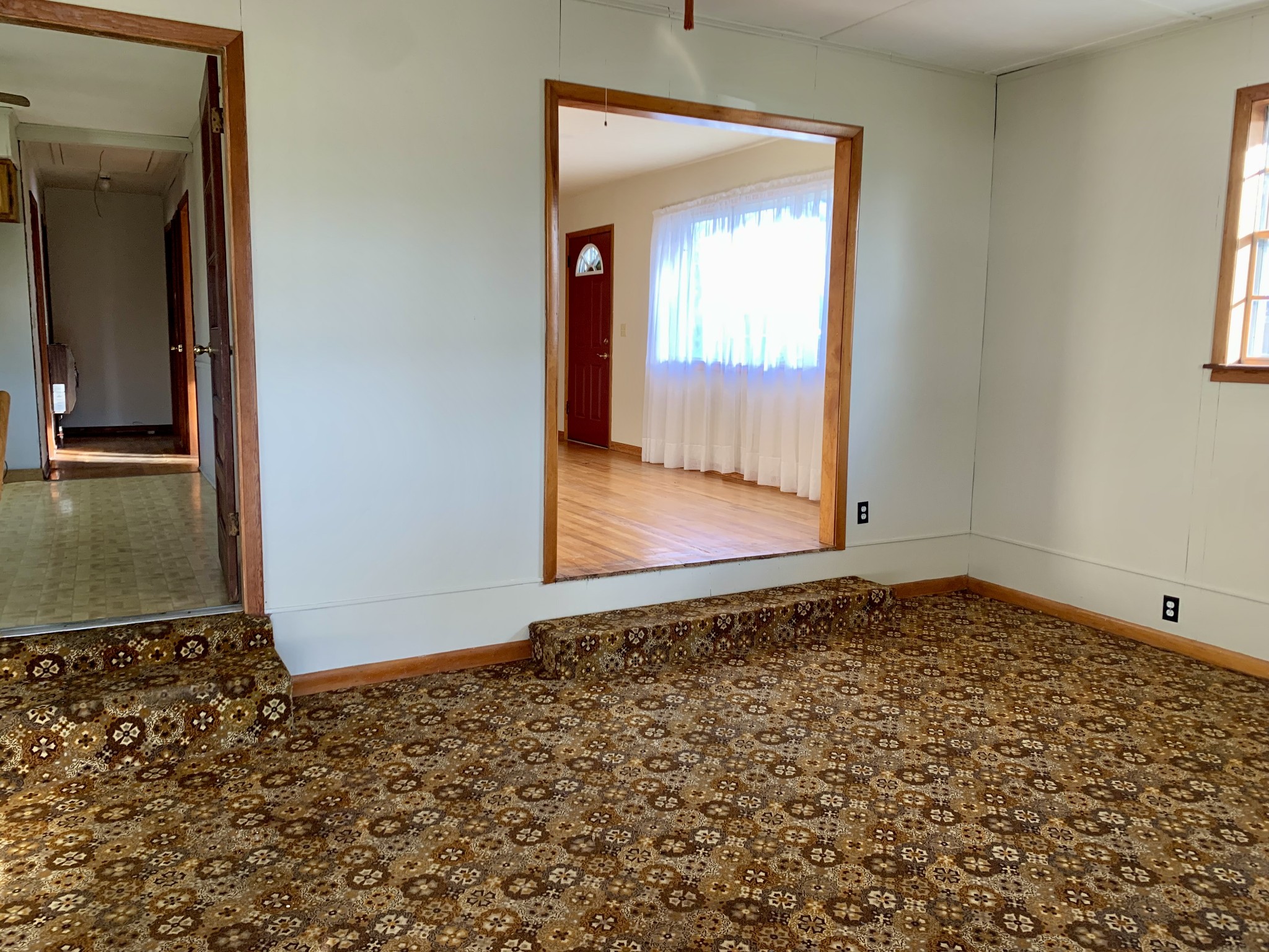 807 Days Road Lafayette, TN 37083 - Photo 10 of 14 a view of a room with a bench in it