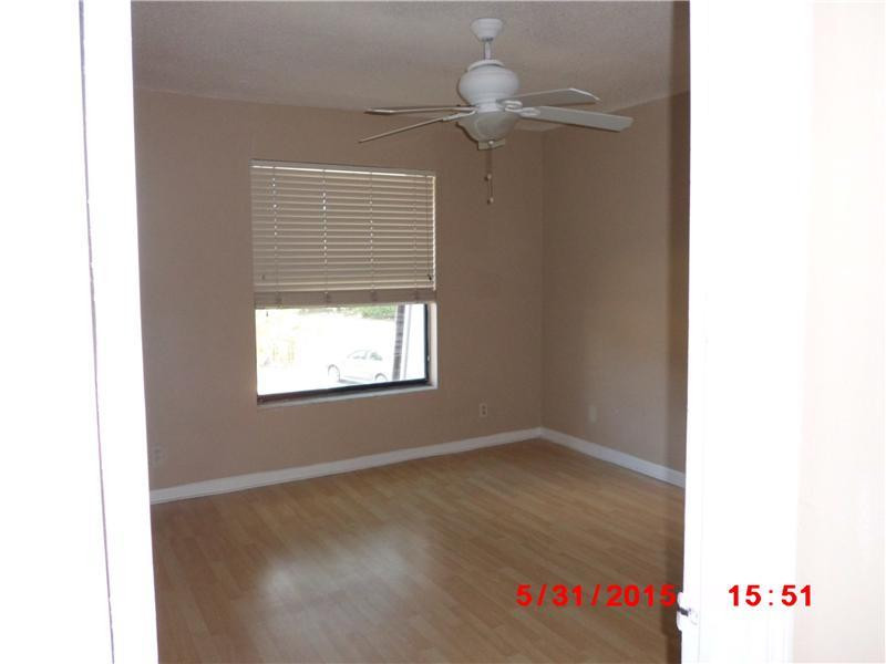 7545 Courtyard Run East, Unit 7545 Boca Raton, FL 33433 - Photo 16 of 17 Exterior Front