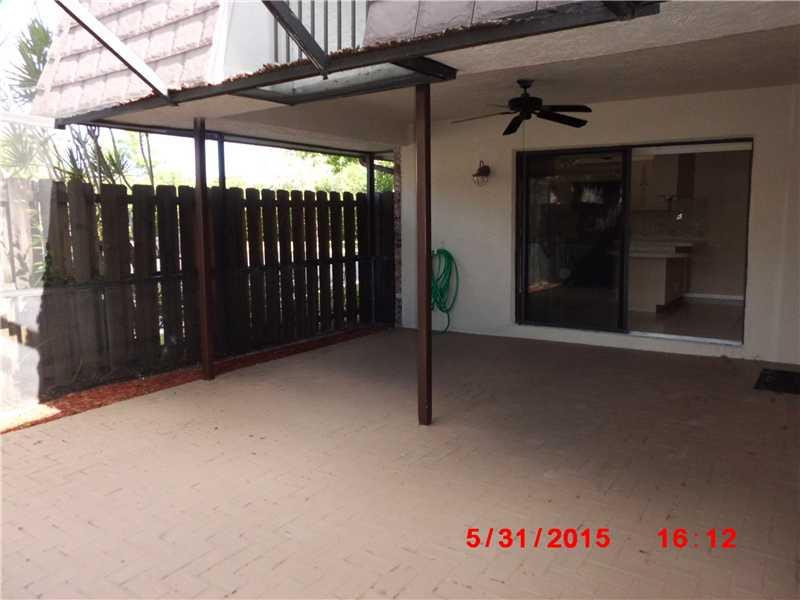 7545 Courtyard Run East, Unit 7545 Boca Raton, FL 33433 - Photo 6 of 17 Exterior Front