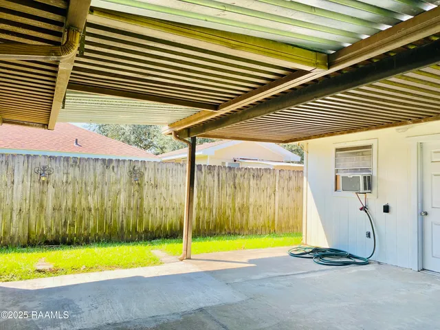 $1,500 | 107 St Nicholas Drive, Lafayette, LA 70506