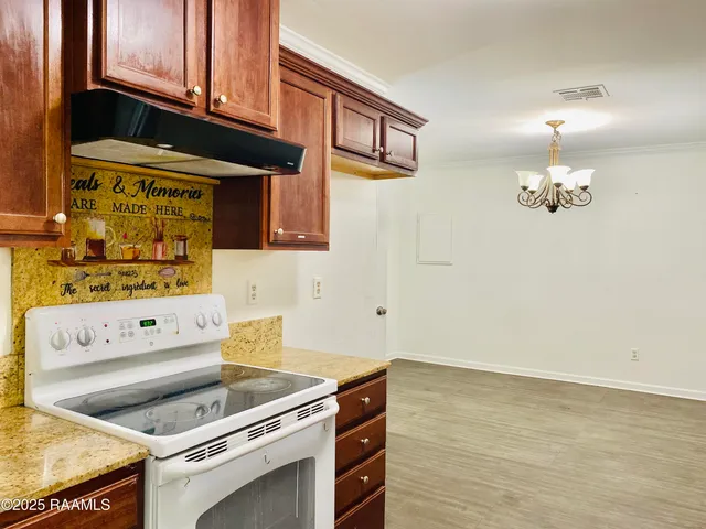 $1,500 | 107 St Nicholas Drive, Lafayette, LA 70506