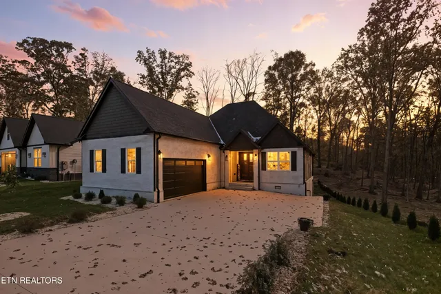 $679,000 | 256 Elohi Way, Loudon, TN 37774