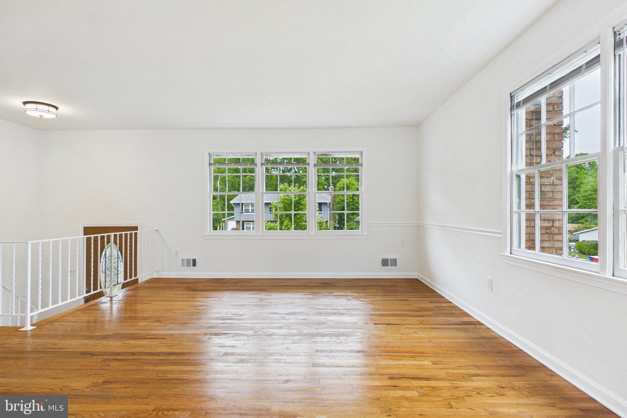 13235 Sturbridge Road Woodbridge, VA 22192 - Photo 36 of 53 Bright and airy open space awaits.