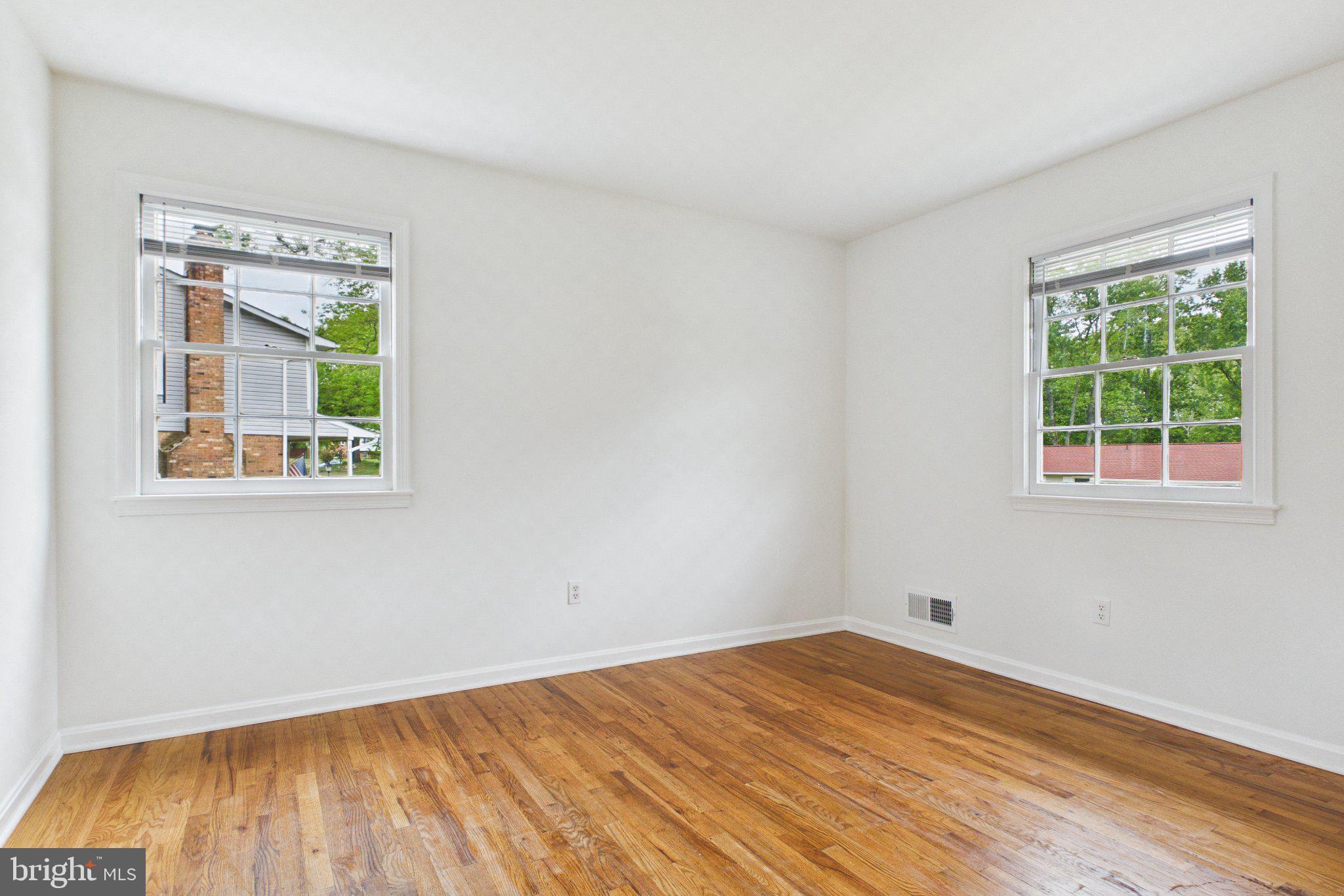 13235 Sturbridge Road Woodbridge, VA 22192 - Photo 49 of 53 Bright and airy room with natural light.