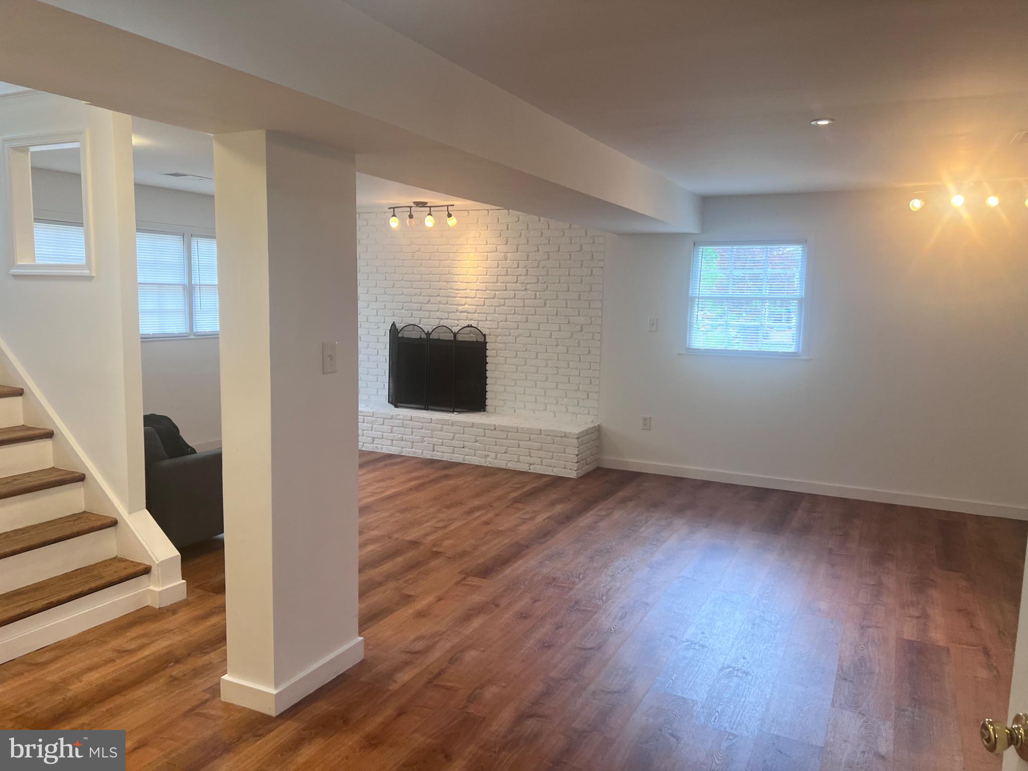 13235 Sturbridge Road Woodbridge, VA 22192 - Photo 5 of 53 Bright and airy open space awaits.