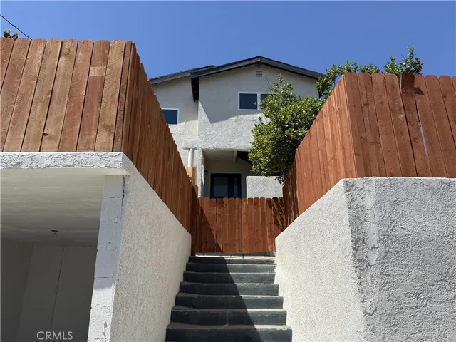 $2,999 | 357 Cornwell Street, Los Angeles, CA 90033