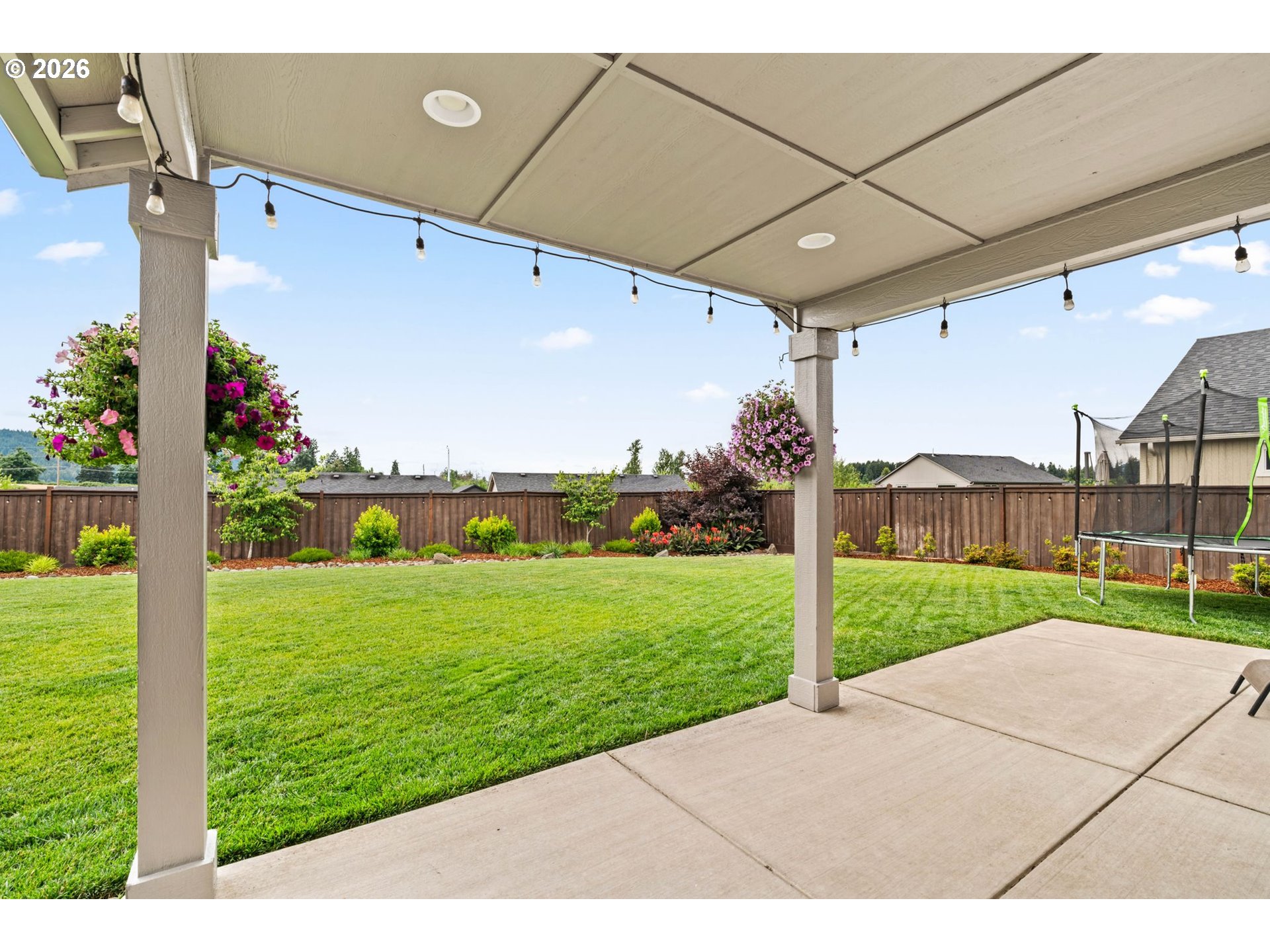2098 South 60th Street Springfield, OR 97478 - Photo 40 of 48