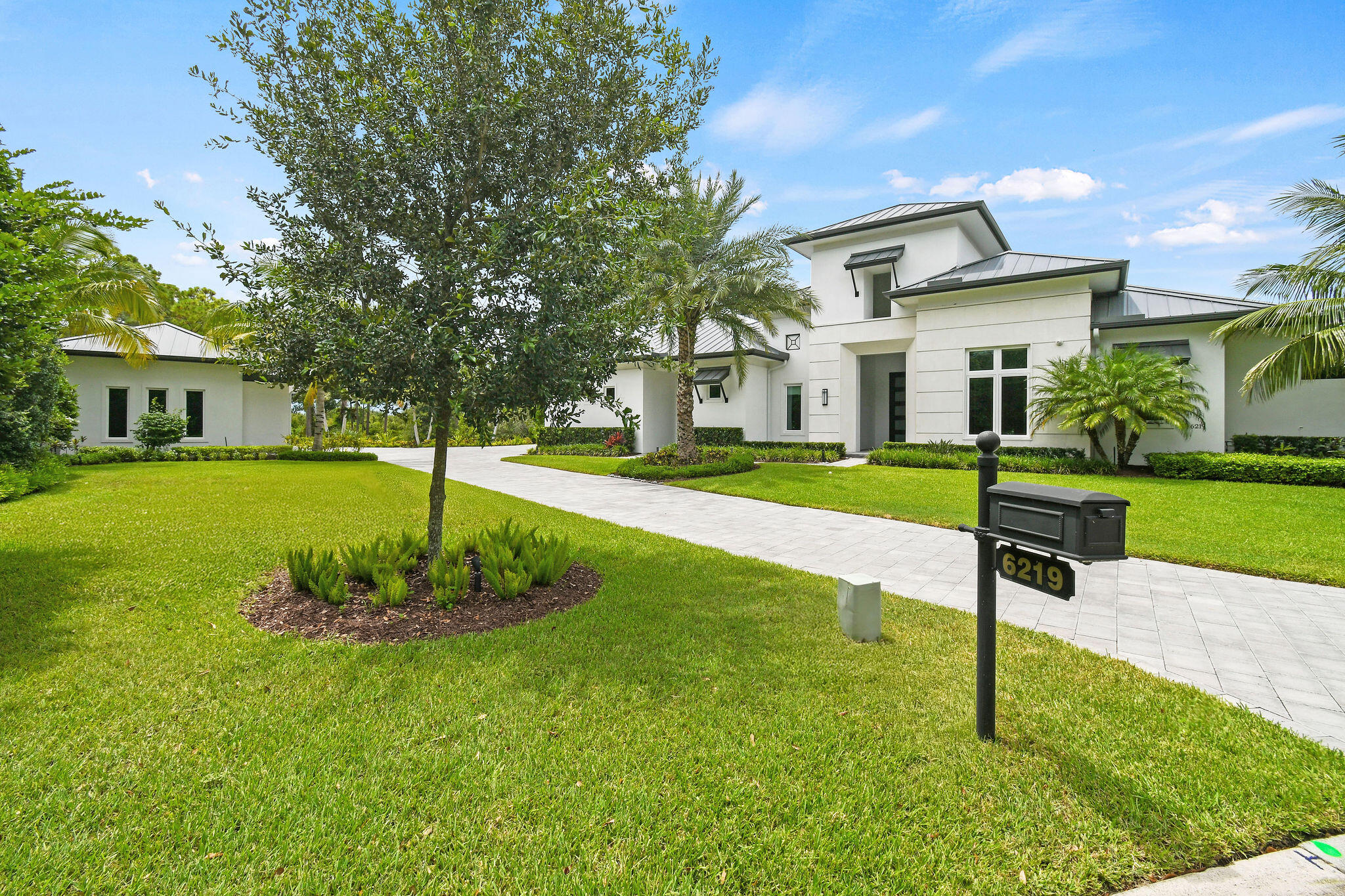 6219 Southeast Moss Ridge Pointe Hobe Sound, FL 33455 - Photo 1 of 108 6219SEMossRidgePointe(2)-Edit