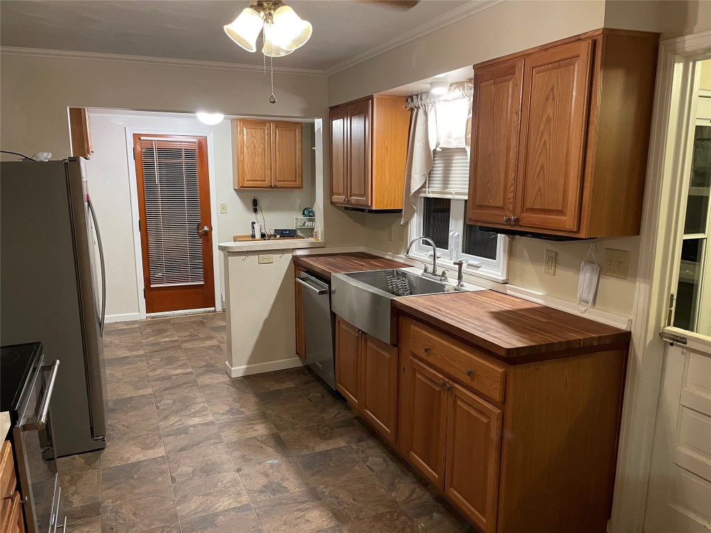 333 Midland Road Vestal, NY 13850 - Photo 16 of 45 Gallery Image 16