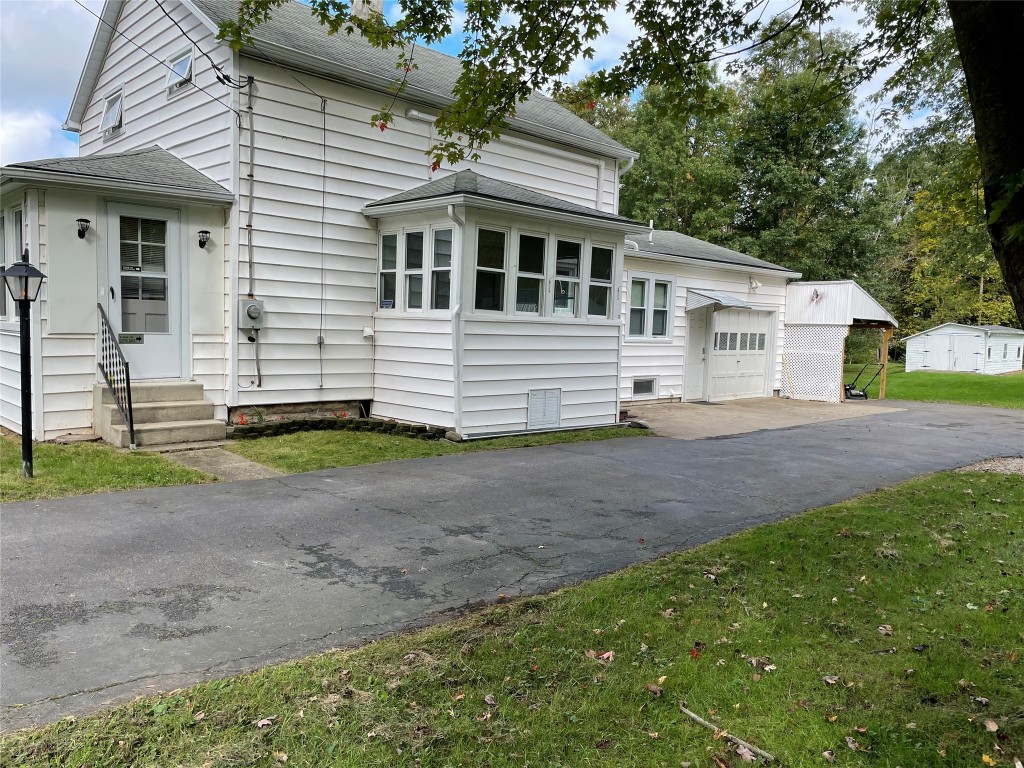 333 Midland Road Vestal, NY 13850 - Photo 2 of 45 Gallery Image 2