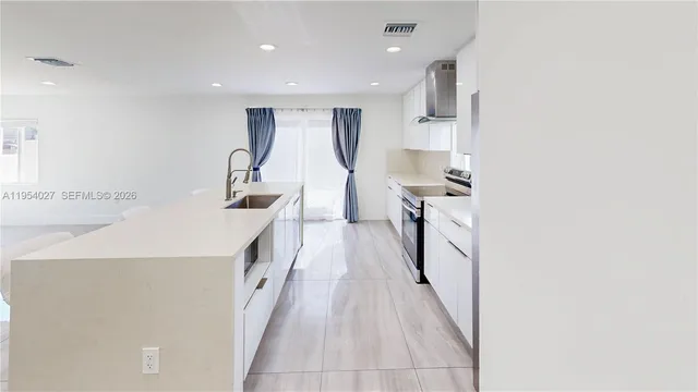 $4,000 | 1886 Northwest 68th Street, Miami, FL 33147