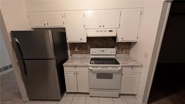 $229,900 | 1906 Greenstone Place, High Point, NC 27265