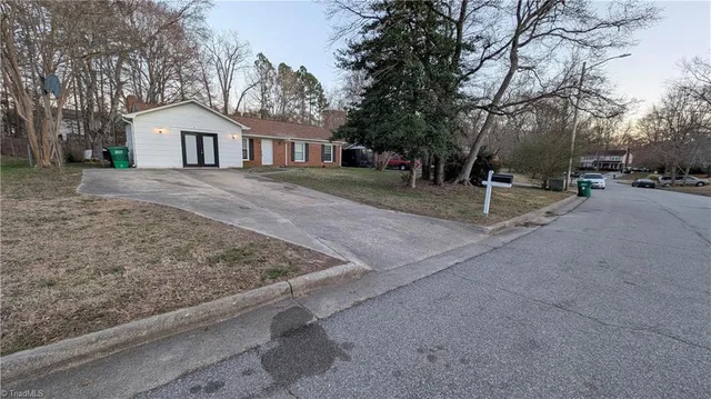 $229,900 | 1906 Greenstone Place, High Point, NC 27265