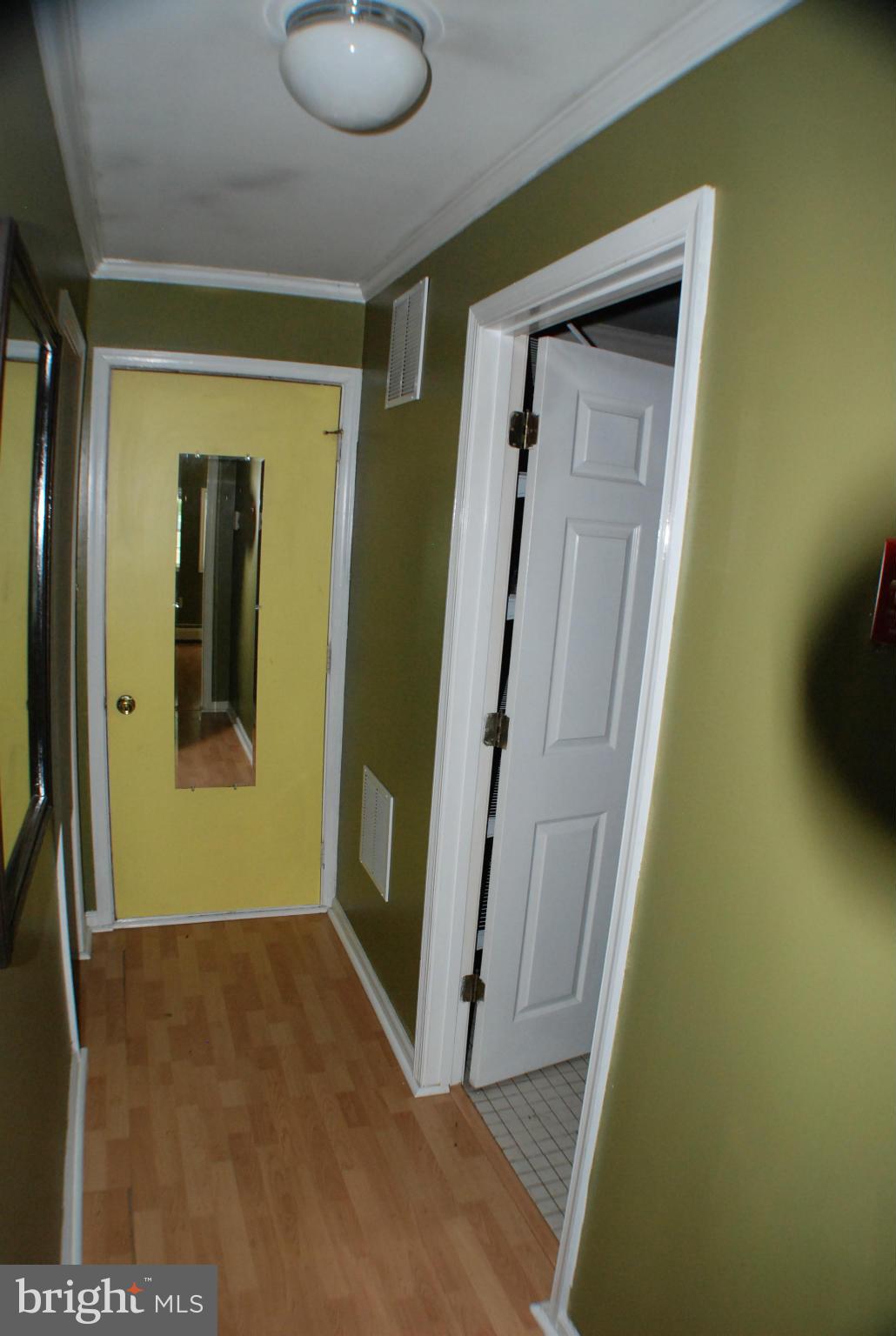 2423 Locke's Mill Road Berryville, VA 22611 - Photo 16 of 30 2nd floor hallway