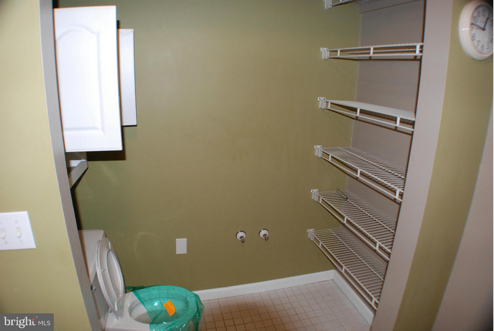 2423 Locke's Mill Road Berryville, VA 22611 - Photo 23 of 30 2nd floor bath
