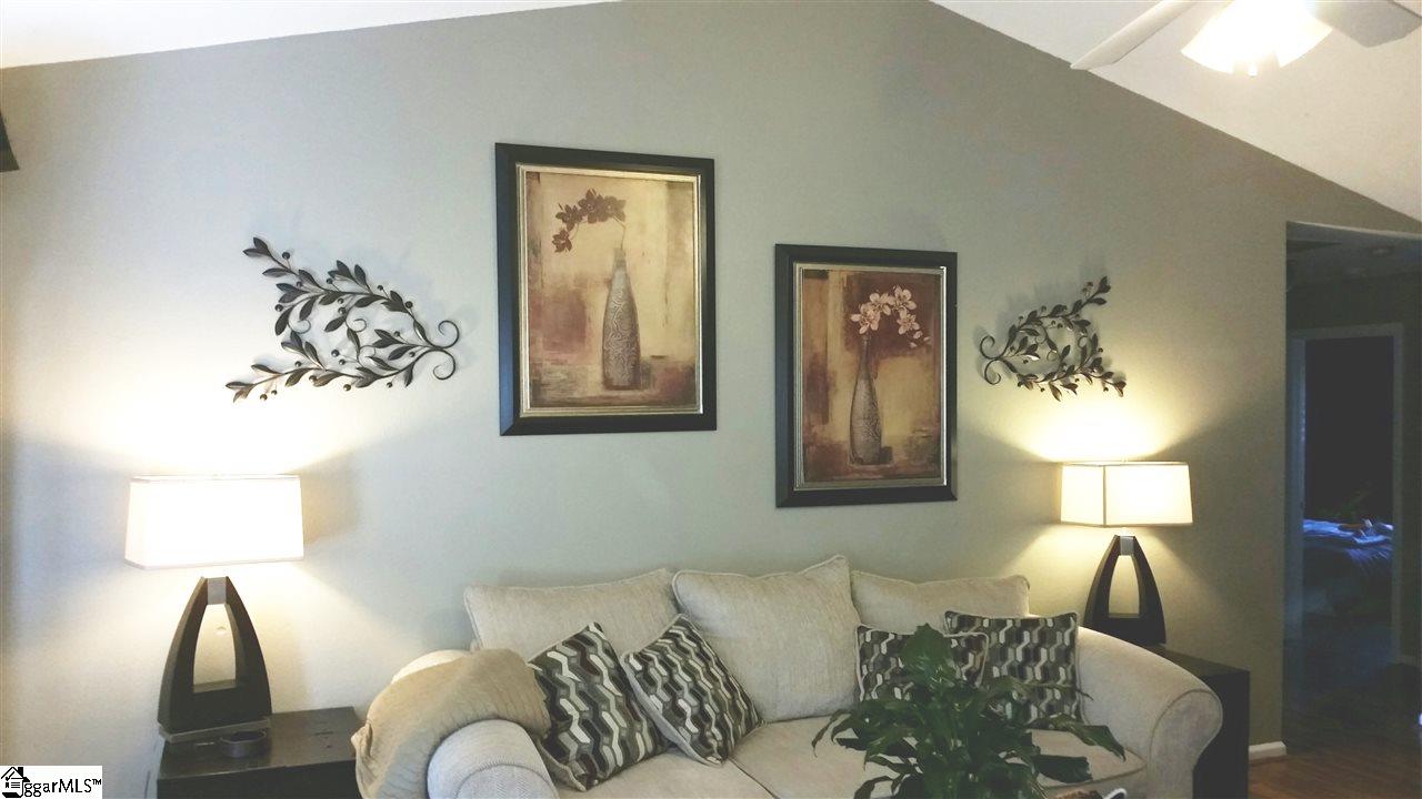 7 Spring Vista Court Fountain Inn, SC 29644 - Photo 3 of 15 Gallery Image 3