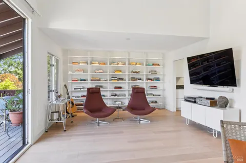 $999,000 | 1045 Susan Way, Novato, CA 94947
