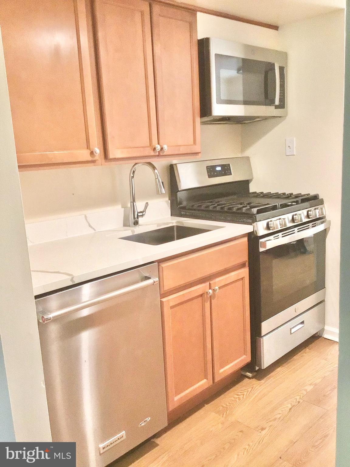8968 Footed Ridge Columbia, MD 21045 - Photo 7 of 25 Gallery Image 7