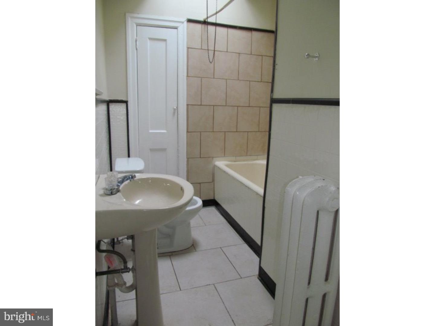 2011 Ridley Street Philadelphia, PA 19138 - Photo 11 of 11 Bathroom
