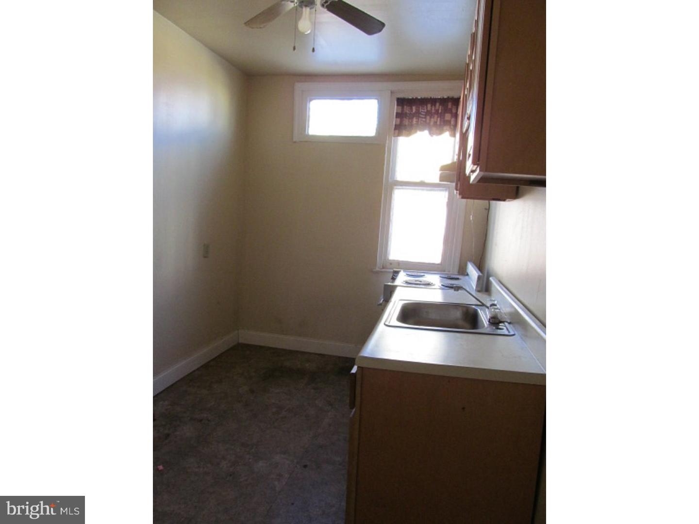 2011 Ridley Street Philadelphia, PA 19138 - Photo 6 of 11 Kitchen