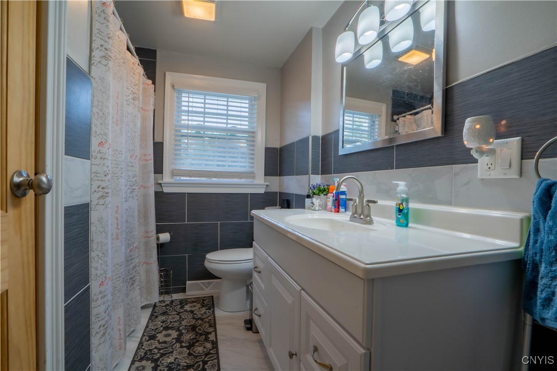 5720 Mapleton Drive Utica, NY 13502 - Photo 25 of 50