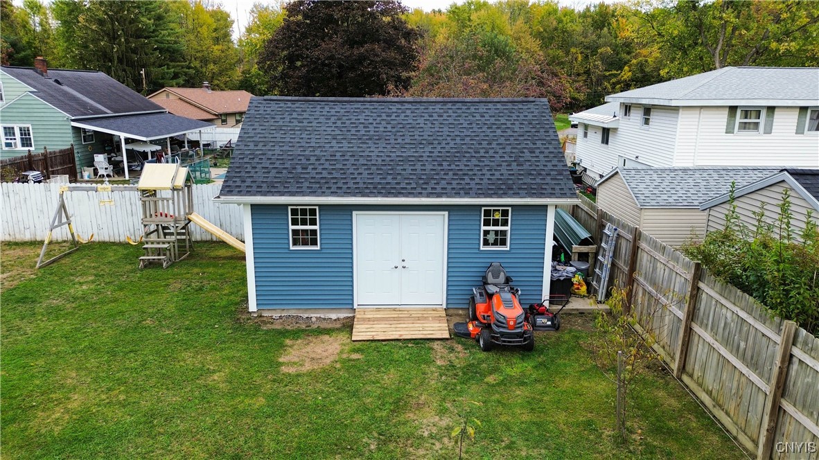 5720 Mapleton Drive Utica, NY 13502 - Photo 47 of 50