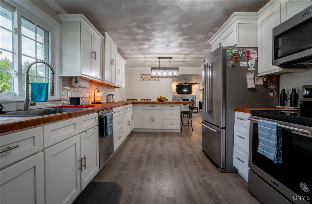 5720 Mapleton Drive Utica, NY 13502 - Photo 7 of 50