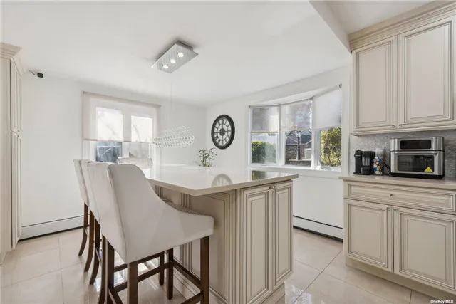 $850,000 | 72 Shinbone Lane, Commack, NY 11725