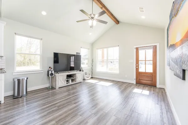 $2,075 | 9 Drywood Lane, Huntsville, TX 77340