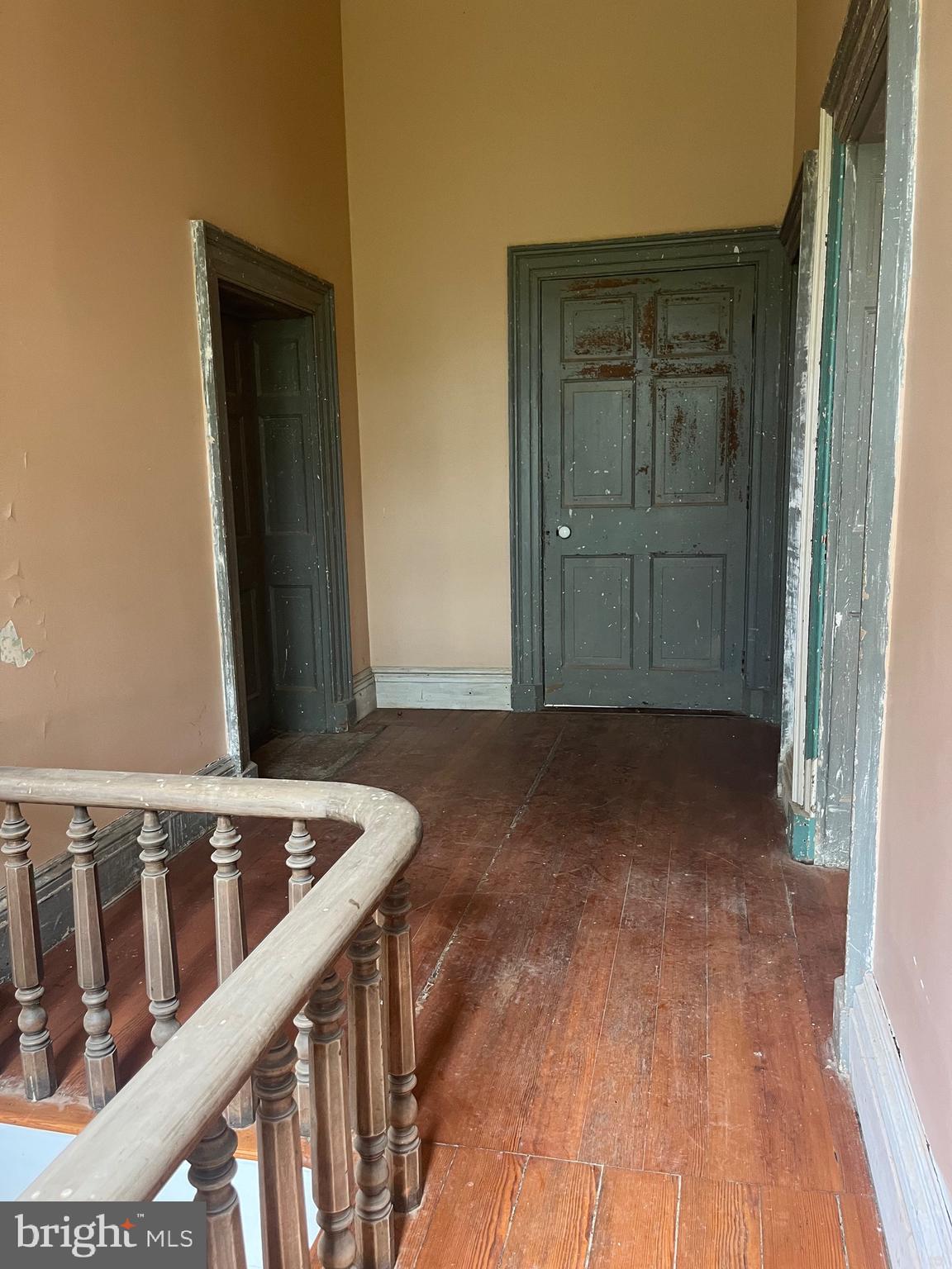 12261 Old Gordonsville Road Orange, VA 22960 - Photo 20 of 24 a view of balcony with furniture