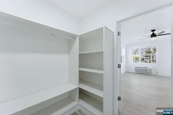 $3,100 | 95 Shepherd Lane, Unit B201, Totowa, NJ 07512