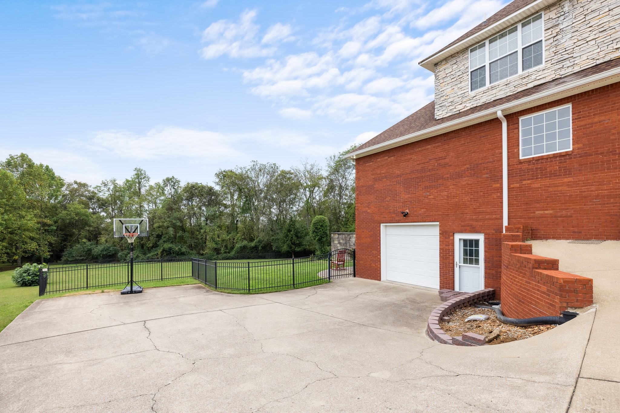 2002 Viewpointe Way Columbia, TN 38401 - Photo 43 of 45 Gallery Image 43