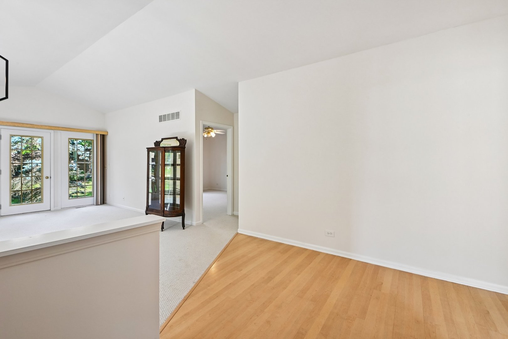 298 Haber Road Cary, IL 60013 - Photo 5 of 39 Gallery Image 5