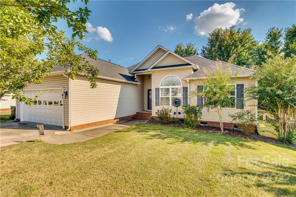 721 Kendall Green Road Fort Mill, SC 29715 - Photo 1 of 29 Gallery Image 1