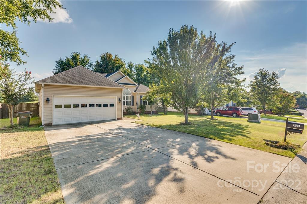 721 Kendall Green Road Fort Mill, SC 29715 - Photo 29 of 29 Gallery Image 29