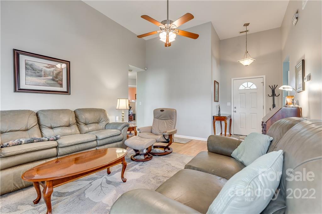 721 Kendall Green Road Fort Mill, SC 29715 - Photo 6 of 29 Gallery Image 6