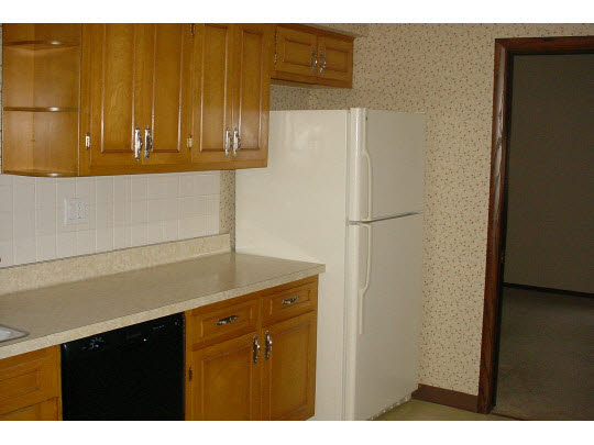 4886 Brigadoon Road Rockford, IL 61107 - Photo 5 of 11 Gallery Image 5