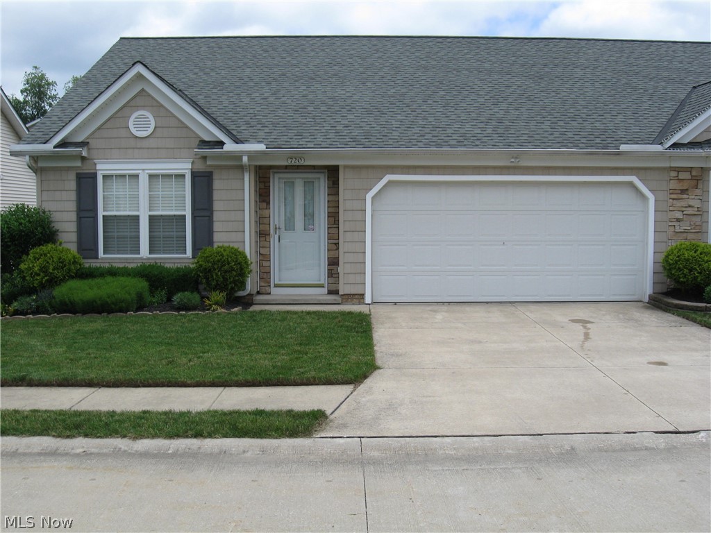 720 Rivers Edge Lane Painesville, OH 44077 - Photo 1 of 11 Gallery Image 1