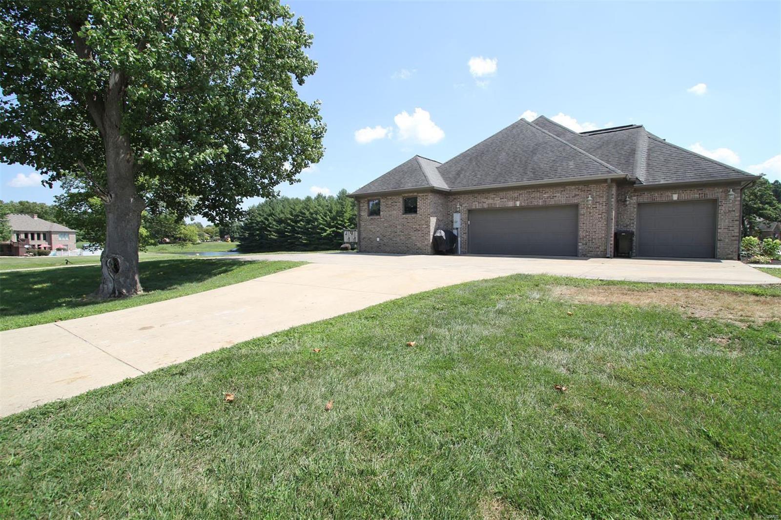 5549 Seminary Road Alton, IL 62002 - Photo 17 of 56