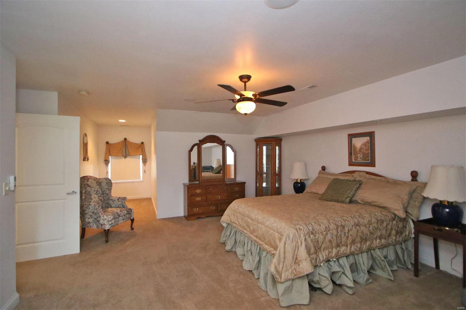 5549 Seminary Road Alton, IL 62002 - Photo 39 of 56